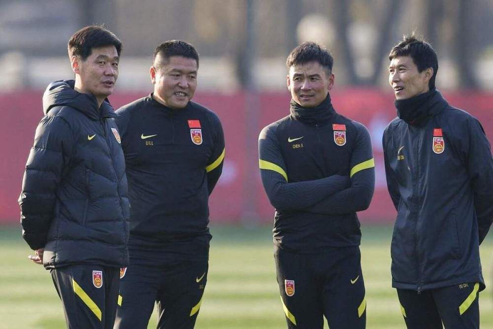 色一伦一情一区二区三区